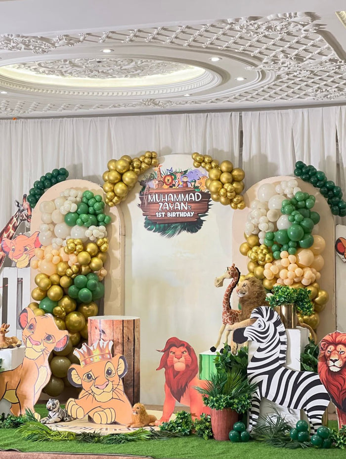 Jungle Theme Decor Setup
